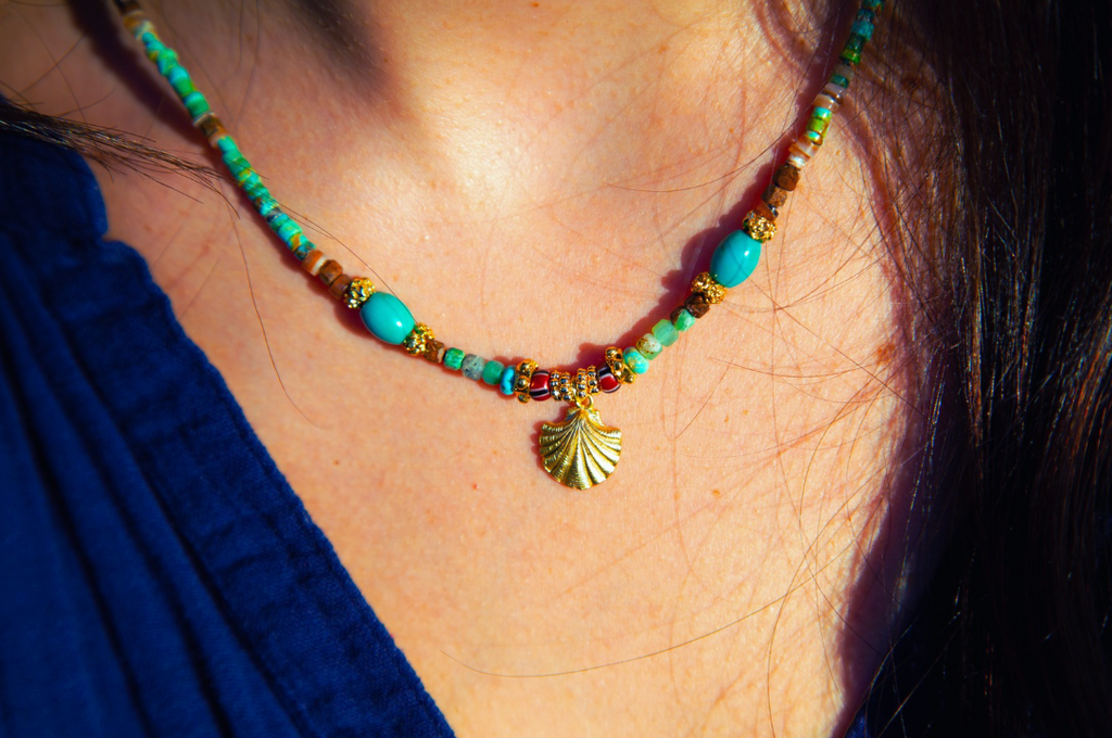 Mads Handstrung Turquoise Necklace With Pendant
